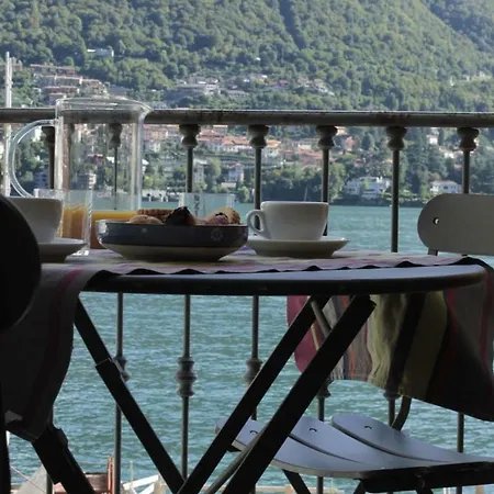 Regina 17 Lake Como Escape! Suggestivo E Funzionale Apartment Carate Urio